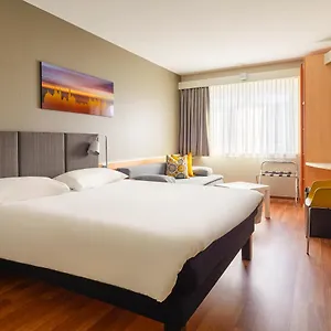 2* Hotel Ibis City
